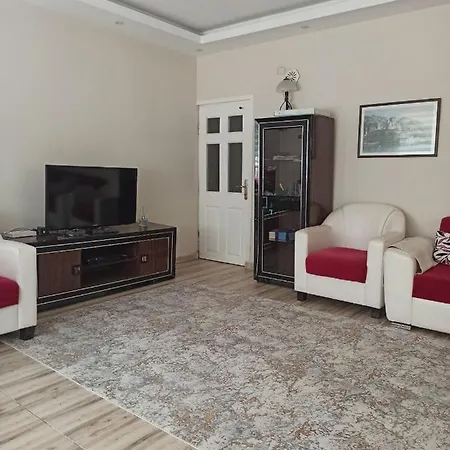 Квартира В Центре Аланьи 아파트 알란야