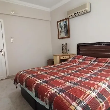 Квартира В Центре Аланьи Αλάνια